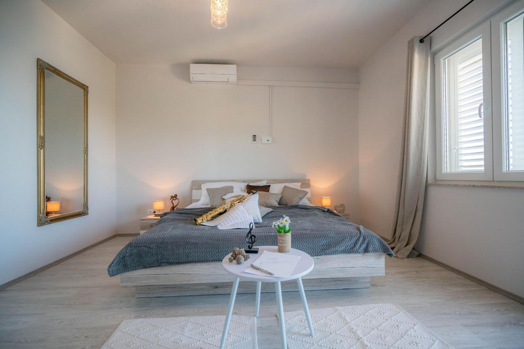 Apartmani Sonata Omiš Exterior foto