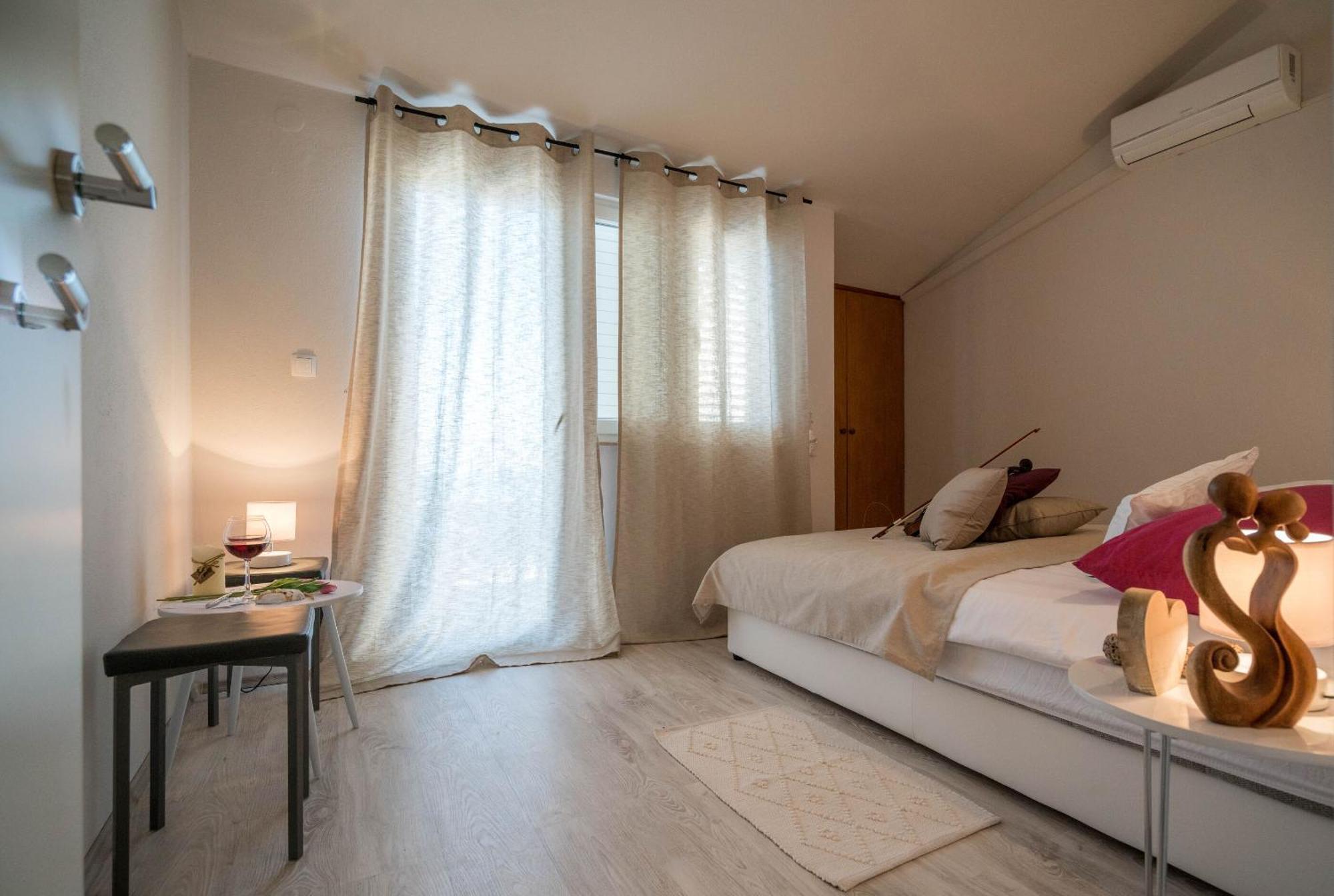 Apartmani Sonata Omiš Exterior foto